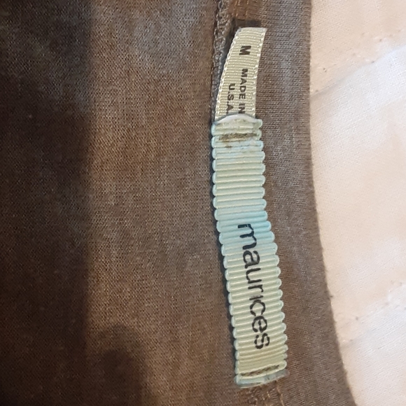 Maurices Wild and Free V-neck T-shirt - Picture 3 of 3